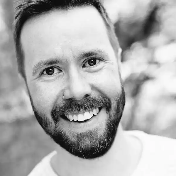 Jonas Ek Jonas Ek, Huvudlärare Röst på Calle Flygare Teaterskola