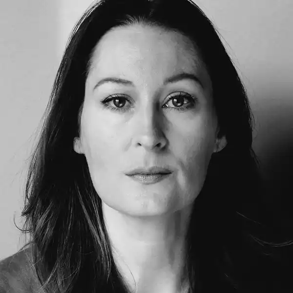 Lina Hall Lina Hall, Lärare Skådespelarprogrammet på Calle Flygare Teaterskola