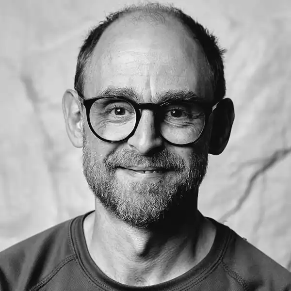 Martin Hasselgren Martin Hasselgren, Lärare Skådespelarprogrammet på Calle Flygare Teaterskola